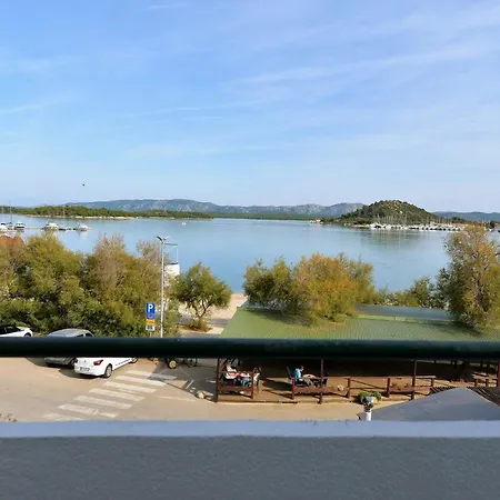 Helena - One Bedroom With Balcony And Sea View - A1 Murter