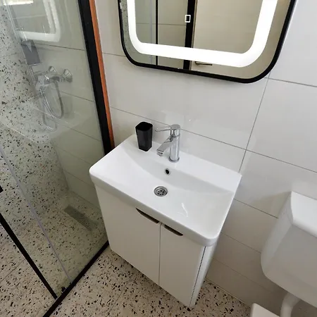 Helena - One Bedroom With Balcony And Sea View - A1 Lägenhet