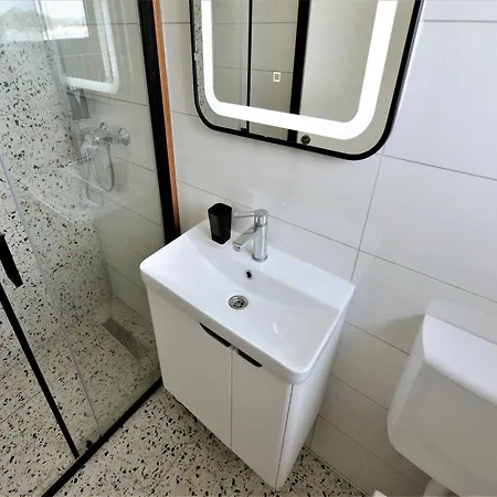 Helena - One Bedroom With Balcony And Sea View - A1