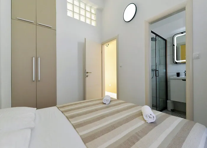 Appartement Helena - One Bedroom With Balcony And Sea View - A1 *