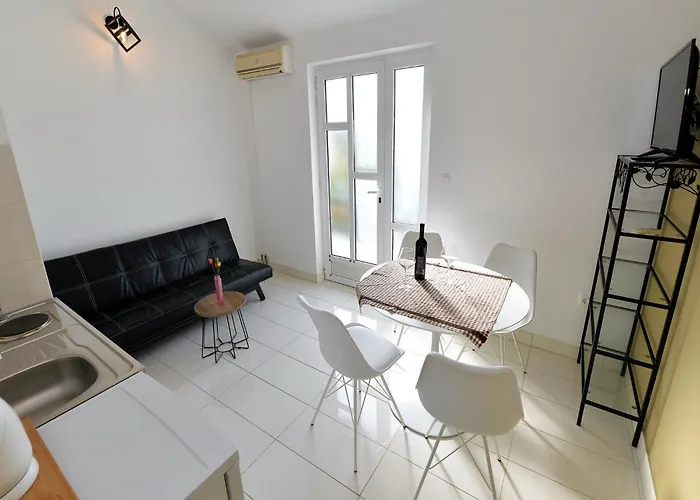 Apartmán Helena - One Bedroom With Balcony And Sea View - A1 Murter