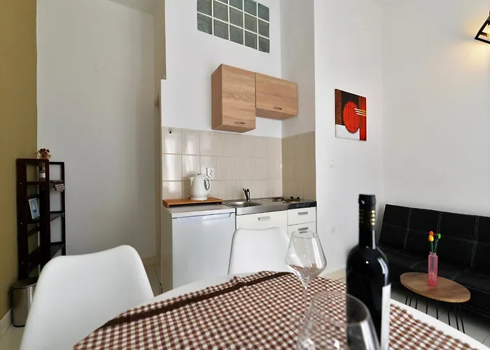 Helena - One Bedroom With Balcony And Sea View - A1 * Murter