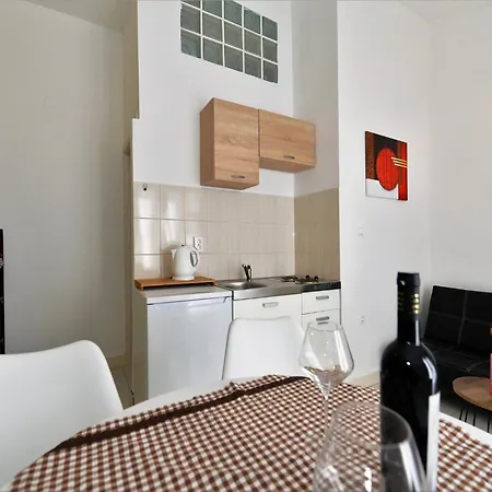 Helena - One Bedroom With Balcony And Sea View - A1 * 무르테르